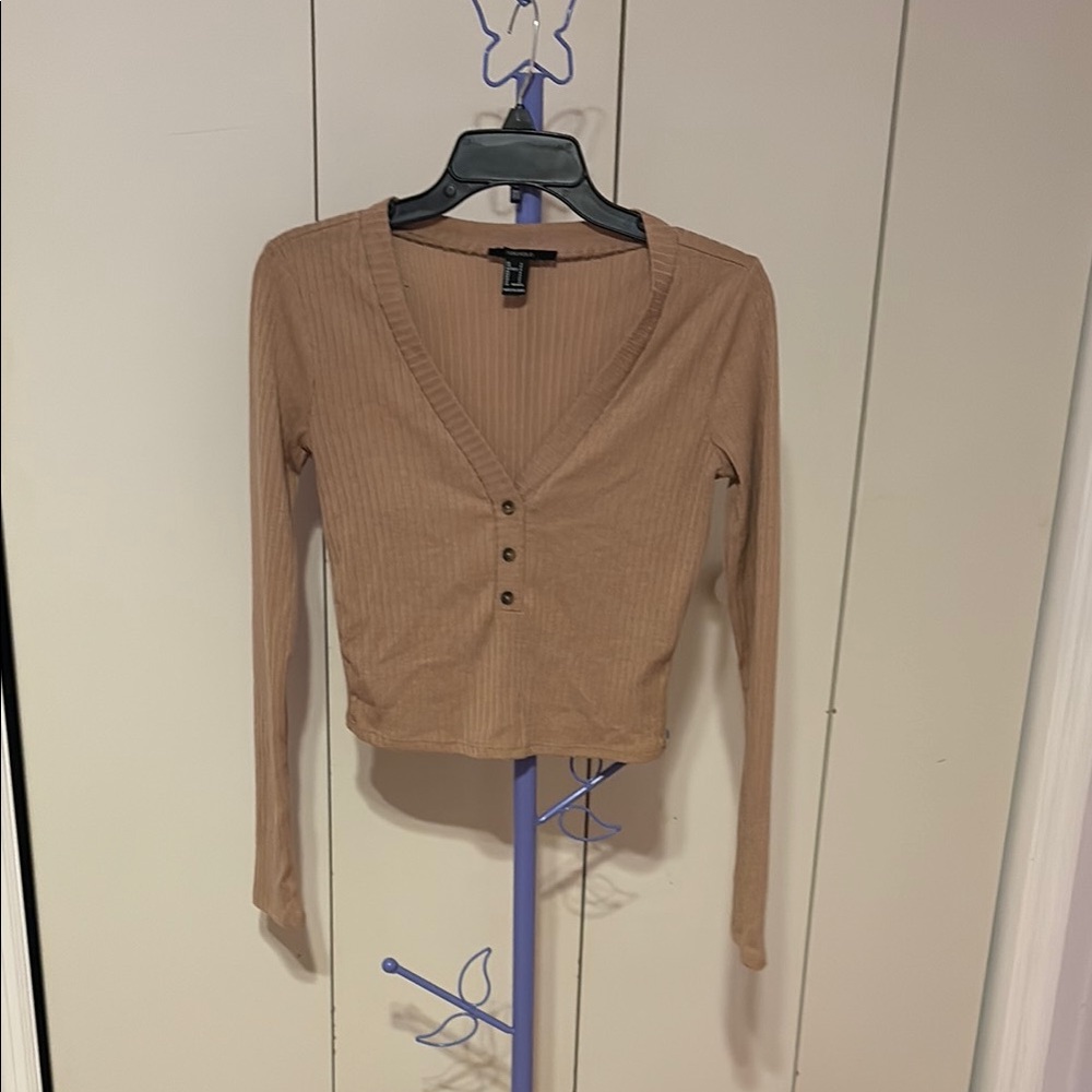 Ribbed V-Neck Buttoned Tan Top